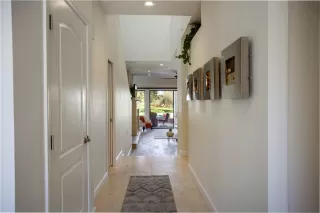 Photo #5: 6209146 Listing