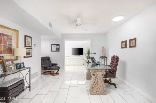 Photo #4: 6209297 Listing