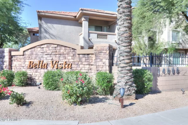 MLS: 6209385 Condo For Sale