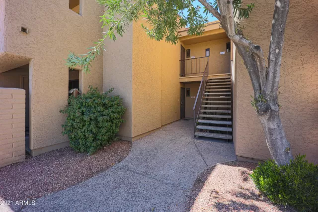 MLS: 6209448 Condo For Sale
