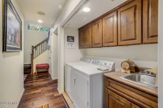 Photo #6: 6209589 Listing