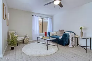 Photo #2: 6209742 Listing