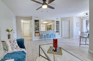 Photo #3: 6209742 Listing