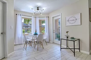 Photo #6: 6209742 Listing