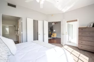 Photo #5: 6209863 Listing