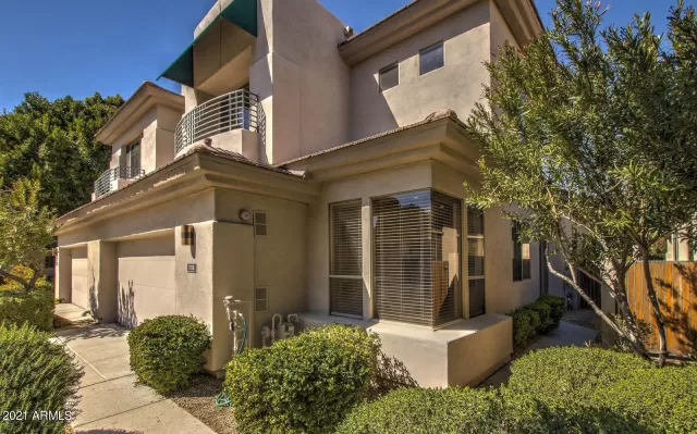 MLS: 6209966 Condo For Sale