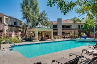 Photo #2: 6209998 Listing 