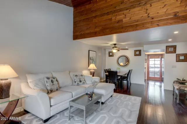 MLS: 6210223 Condo For Sale