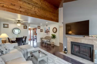 Photo #1: 6210223 Listing