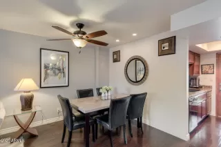 Photo #5: 6210223 Listing