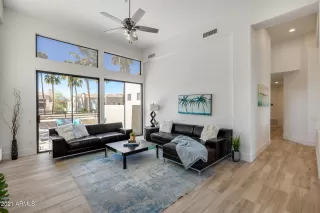 Photo #6: 6210262 Listing