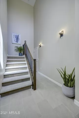 Photo #2: 6210328 Listing