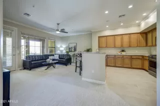 Photo #4: 6210328 Listing