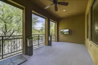 Photo #5: 6210328 Listing