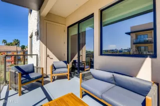 Photo #5: 6210361 Listing