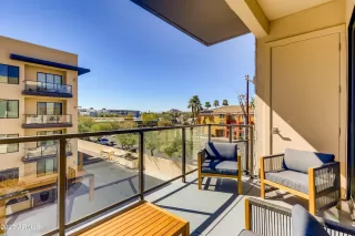 Photo #6: 6210361 Listing