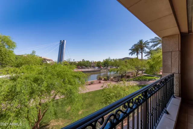 MLS: 6210371 Condo For Sale