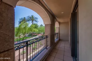 Photo #5: 6210371 Listing