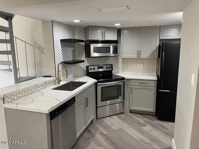 MLS: 6210763 Condo For Sale