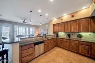 Photo #4: 6210819 Listing