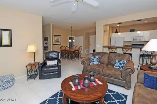 Photo #4: 6210846 Listing