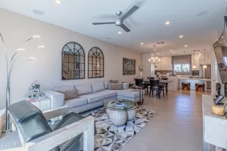 Photo #4: 6210994 Listing