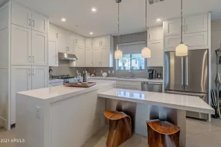 Photo #6: 6210994 Listing