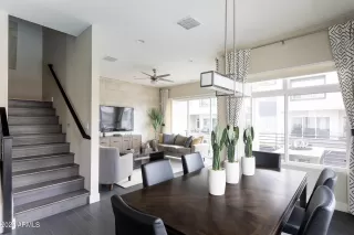 Photo #1: 6211119 Listing 