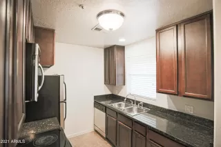 Photo #4: 6211137 Listing