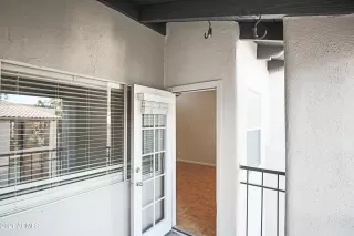 Photo #6: 6211137 Listing