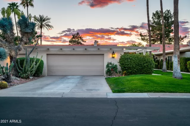 MLS: 6211263 Condo For Sale