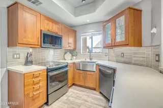 Photo #4: 6211469 Listing