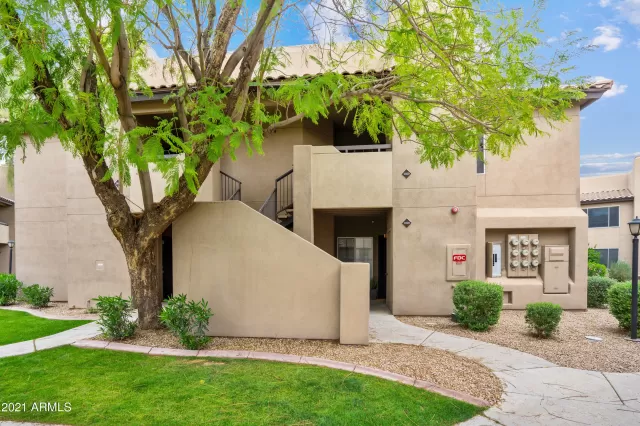 MLS: 6211481 Condo For Sale