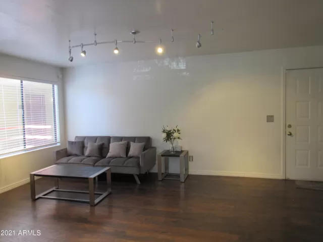 MLS: 6211483 Condo For Sale