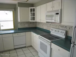 Photo #4: 6211514 Listing