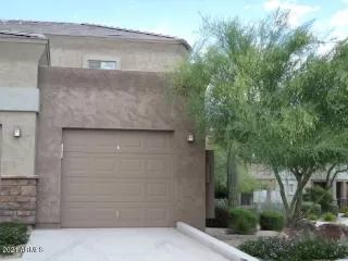 Photo #5: 6211590 Listing