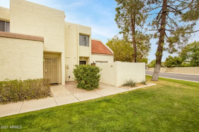 MLS: 6211624 Condo For Sale