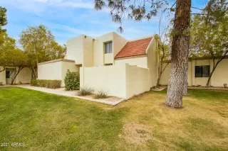 Photo #2: 6211624 Listing