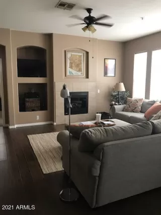 Photo #1: 6211659 Listing