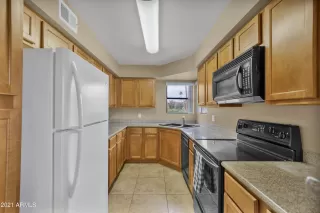 Photo #3: 6211749 Listing