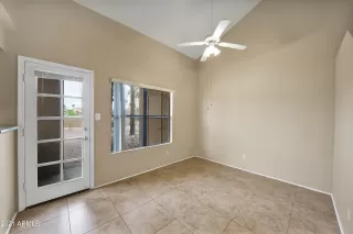 Photo #4: 6211749 Listing