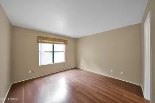 Photo #5: 6211749 Listing