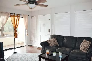 Photo #1: 6211879 Listing 