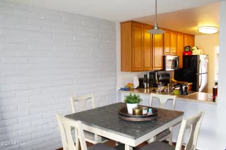 Photo #2: 6211885 Listing 