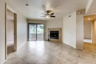 Photo #5: 6211902 Listing