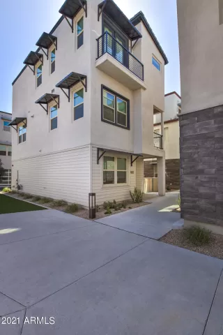 Photo #1: 6212111 Listing 