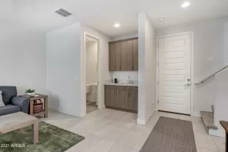 Photo #2: 6212111 Listing 