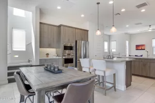 Photo #5: 6212111 Listing 