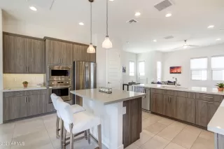 Photo #6: 6212111 Listing 