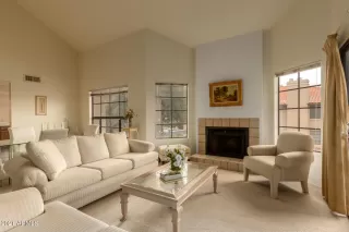 Photo #3: 6212215 Listing